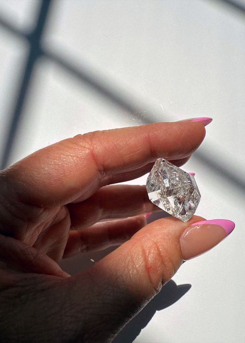 Elle James Joias e Diamantes